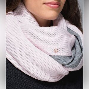 Lululemon Blissed Out Circle Scarf